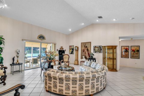 Villa ou maison à vendre à Delray Beach, Floride: 2 chambres, 235.23 m2 № 2245460 - photo 7