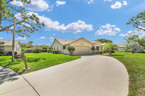 Villa ou maison à vendre à Delray Beach, Floride: 2 chambres, 235.23 m2 № 2245460 - photo 3