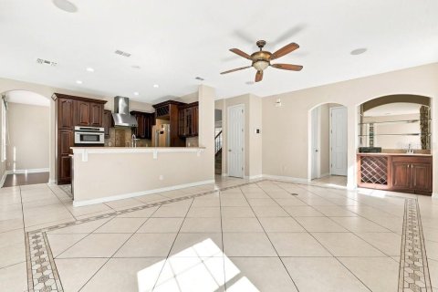 Casa en venta en Orlando, Florida, 4 dormitorios, 273.6 m2 № 2386149 - foto 14