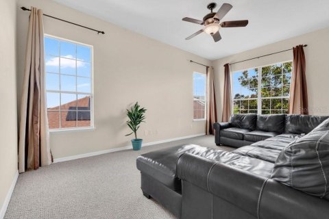 Casa en venta en Orlando, Florida, 4 dormitorios, 273.6 m2 № 2386149 - foto 17