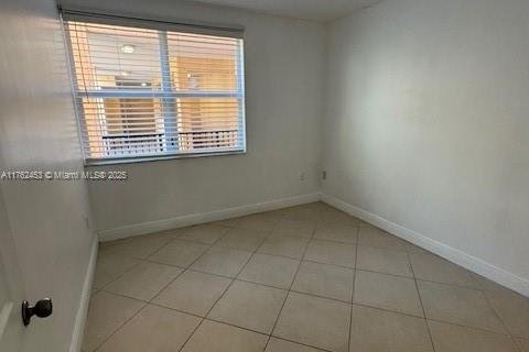 Condo in Sunny Isles Beach, Florida, 2 bedrooms  № 1862645 - photo 19