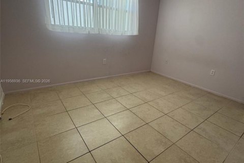 Condominio en alquiler en Sunrise, Florida, 2 dormitorios, 78.97 m2 № 2011802 - foto 5