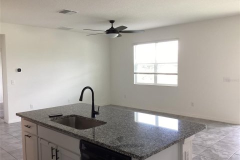 Casa en venta en Hudson, Florida, 3 dormitorios, 144.74 m2 № 1659272 - foto 3