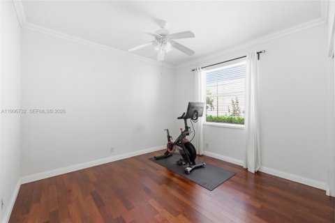 House in Weston, Florida 5 bedrooms, 277.96 sq.m. № 2068147 - photo 29