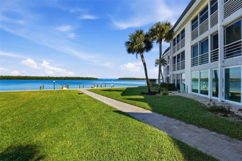 Condo in Longboat Key, Florida, 2 bedrooms  № 2212802 - photo 19