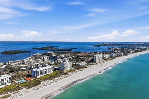 Condo in Longboat Key, Florida, 2 bedrooms  № 2212802 - photo 21