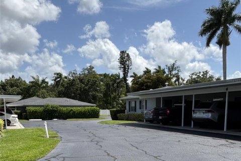 Condo in Bradenton, Florida, 2 bedrooms № 2221173