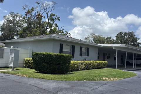 Condo in Bradenton, Florida, 2 bedrooms № 2221173 - photo 15