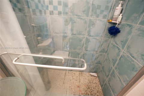 Condominio en venta en Miami Beach, Florida, 29.26 m2 № 519928 - foto 9