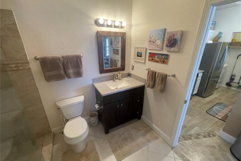 Condo in Seminole, Florida, 2 bedrooms  № 1537191 - photo 14