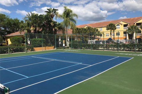 Condo in Seminole, Florida, 2 bedrooms  № 1537191 - photo 5