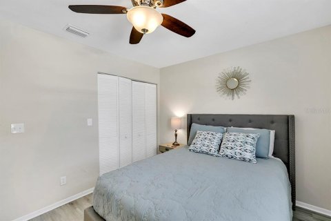 Villa ou maison à louer à Clearwater, Floride: 3 chambres, 116.78 m2 № 2416247 - photo 6
