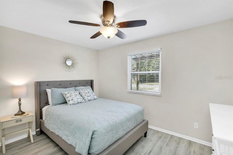 Villa ou maison à louer à Clearwater, Floride: 3 chambres, 116.78 m2 № 2416247 - photo 5