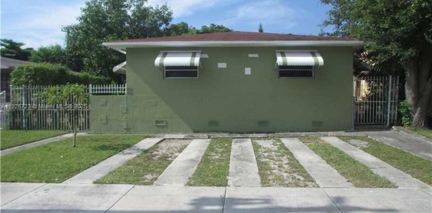 Villa ou maison à Miami, Floride 2 chambres, 92.9 m2 № 1794926