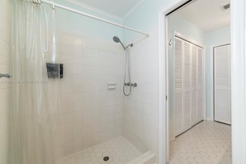 House in Dania Beach, Florida 2 bedrooms, 136.75 sq.m. № 2028863 - photo 20