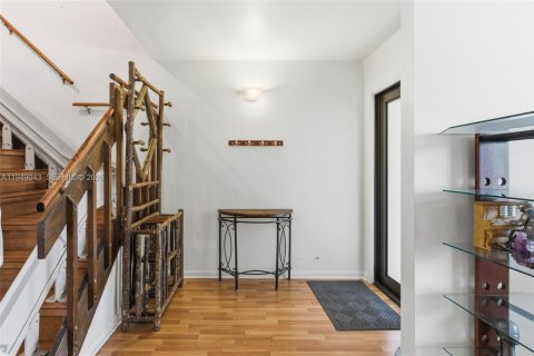 Купить таунхаус в Майами, Флорида 3 спальни, 159.23м2, № 2005492 - фото 12