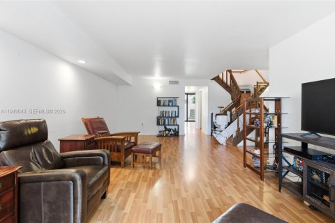 Купить таунхаус в Майами, Флорида 3 спальни, 159.23м2, № 2005492 - фото 15