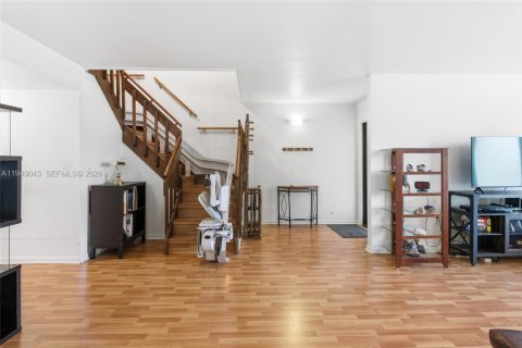 Купить таунхаус в Майами, Флорида 3 спальни, 159.23м2, № 2005492 - фото 13