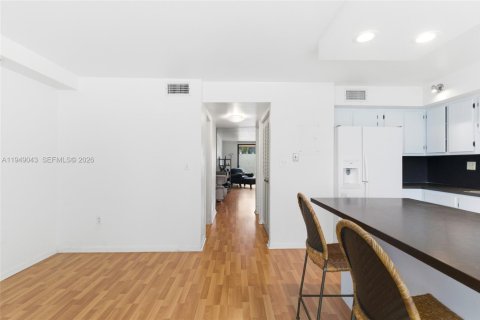 Купить таунхаус в Майами, Флорида 3 спальни, 159.23м2, № 2005492 - фото 22