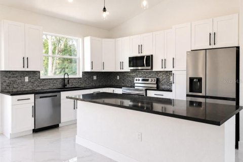 Villa ou maison à vendre à Belleview, Floride: 3 chambres, 144.28 m2 № 2217438 - photo 3