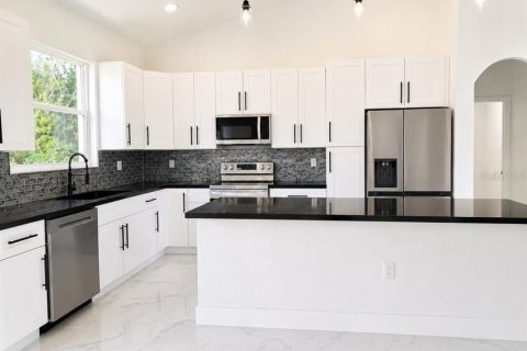 Villa ou maison à vendre à Belleview, Floride: 3 chambres, 144.28 m2 № 2217438 - photo 2