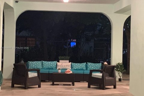 Casa en alquiler en Key Largo, Florida, 1 dormitorio, 55.74 m2 № 2001134 - foto 9