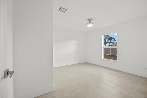 Casa en venta en Port St. Lucie, Florida, 4 dormitorios, 215.81 m2 № 2077764 - foto 25