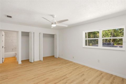 Villa ou maison à louer à Riverview, Floride: 3 chambres, 223.62 m2 № 2399514 - photo 15