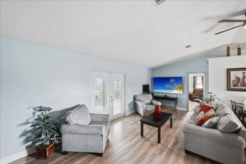 Villa ou maison à vendre à Port St. Lucie, Floride: 3 chambres, 112.6 m2 № 2083498 - photo 17