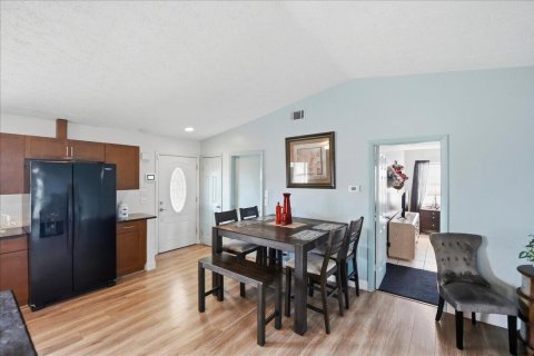 Villa ou maison à vendre à Port St. Lucie, Floride: 3 chambres, 112.6 m2 № 2083498 - photo 10
