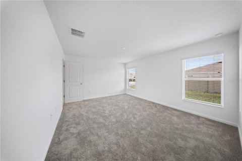 House in Haines City, Florida 4 bedrooms, 170.48 sq.m. № 2210401 - photo 10