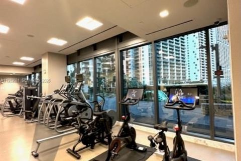 Copropriété à louer à Miami, Floride: 2 chambres, 115.57 m2 № 1999699 - photo 27