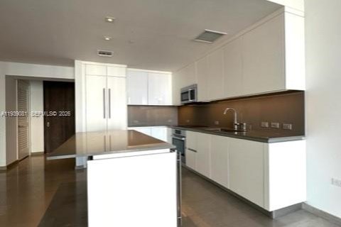 Copropriété à louer à Miami, Floride: 2 chambres, 115.57 m2 № 1999699 - photo 5