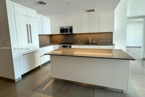 Copropriété à louer à Miami, Floride: 2 chambres, 115.57 m2 № 1999699 - photo 6