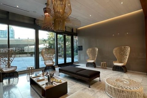 Copropriété à louer à Miami, Floride: 2 chambres, 115.57 m2 № 1999699 - photo 22