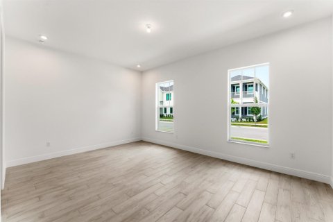 Купить виллу или дом в Палм Сити, Флорида 8 комнат, 325.16м2, № 2247643 - фото 9