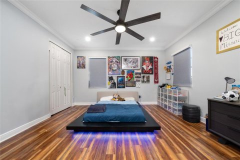 Casa en venta en Kissimmee, Florida, 5 dormitorios, 339.19 m2 № 1919678 - foto 23