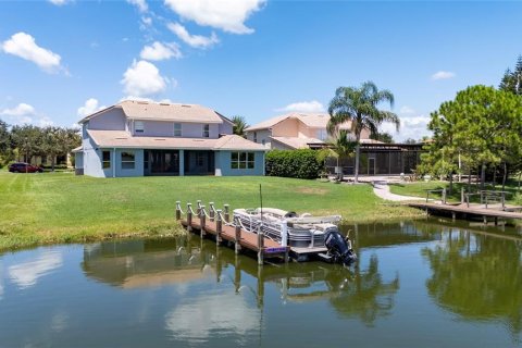 Casa en venta en Kissimmee, Florida, 5 dormitorios, 339.19 m2 № 1919678 - foto 30