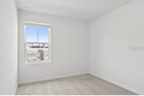Touwnhouse à vendre à Clermont, Floride: 3 chambres, 137.96 m2 № 2423987 - photo 9
