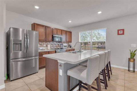 Townhouse in Kissimmee, Florida 3 bedrooms, 150.87 sq.m. № 1817230 - photo 8