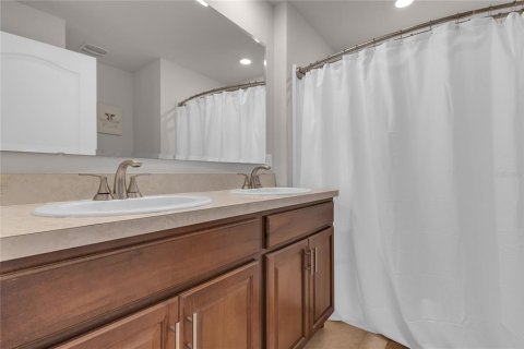 Townhouse in Kissimmee, Florida 3 bedrooms, 150.87 sq.m. № 1817230 - photo 19