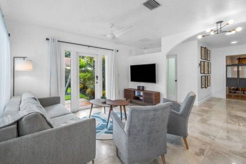 Casa en venta en West Palm Beach, Florida, 2 dormitorios, 105.44 m2 № 2262327 - foto 17