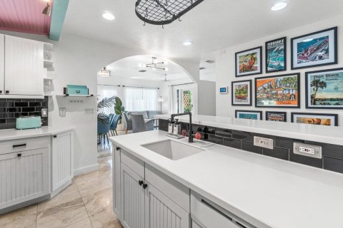 Casa en venta en West Palm Beach, Florida, 2 dormitorios, 105.44 m2 № 2262327 - foto 23