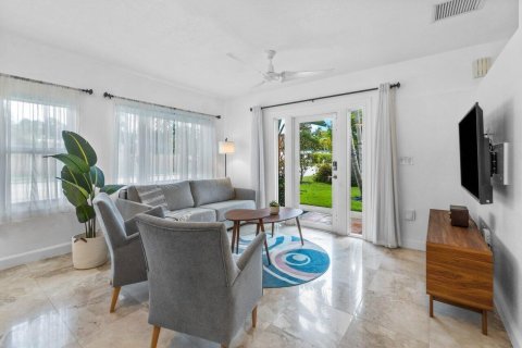 Casa en venta en West Palm Beach, Florida, 2 dormitorios, 105.44 m2 № 2262327 - foto 15