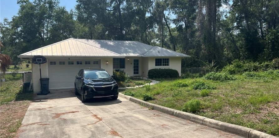 Villa ou maison à Inverness, Floride 3 chambres, 107.58 m2 № 1755144