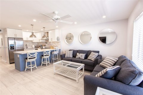 Copropriété à vendre à Hollywood, Floride: 1 chambre, 61.32 m2 № 2390138 - photo 5