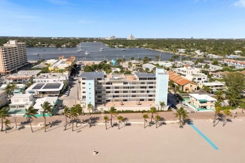 Copropriété à vendre à Hollywood, Floride: 1 chambre, 61.32 m2 № 2390138 - photo 18