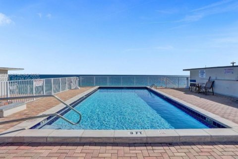 Copropriété à vendre à Hollywood, Floride: 1 chambre, 61.32 m2 № 2390138 - photo 20