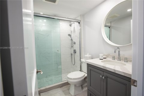 Copropriété à vendre à Hollywood, Floride: 1 chambre, 61.32 m2 № 2390138 - photo 11