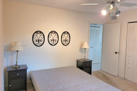 Купить кондоминиум в Санрайз, Флорида 2 спальни, 106.47м2, № 2003919 - фото 14